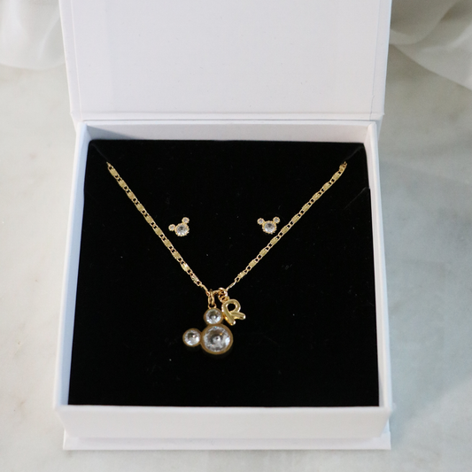 Charmed on Main St Set