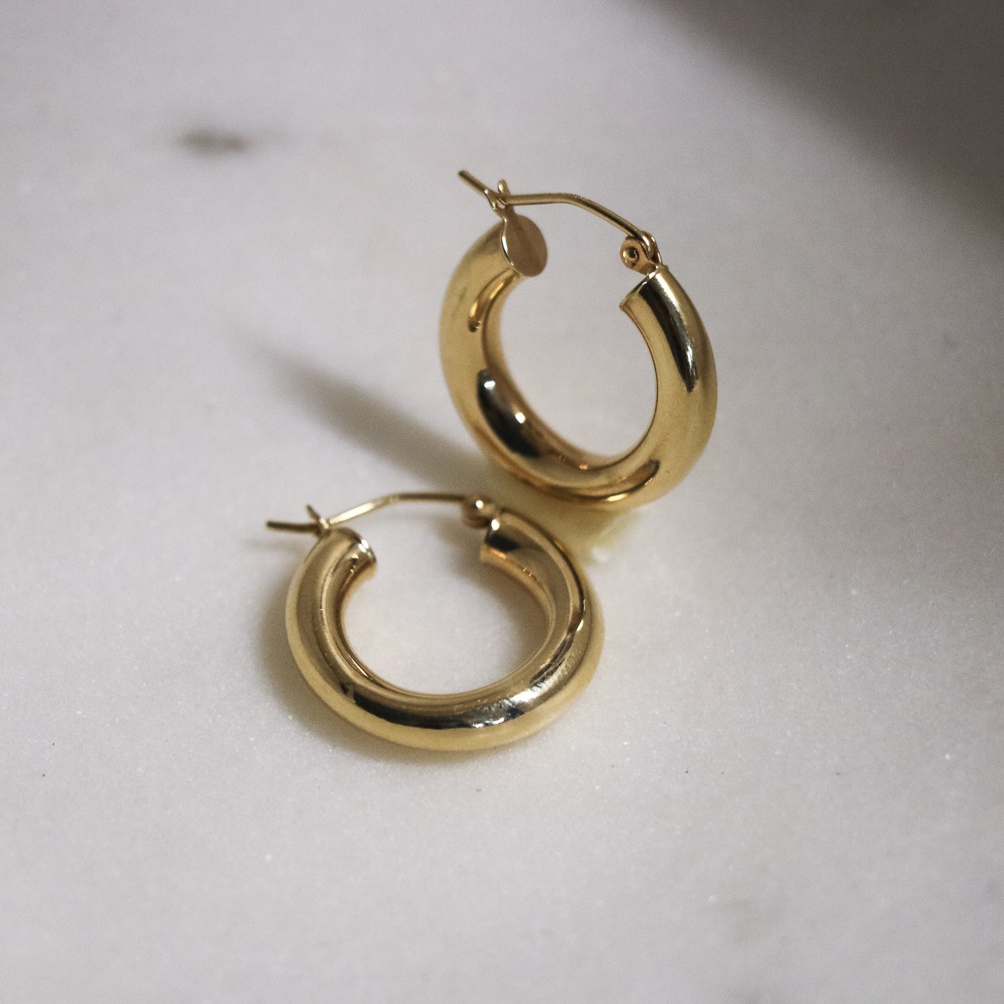 14k Solid Gold Everyday Hoop Earrings