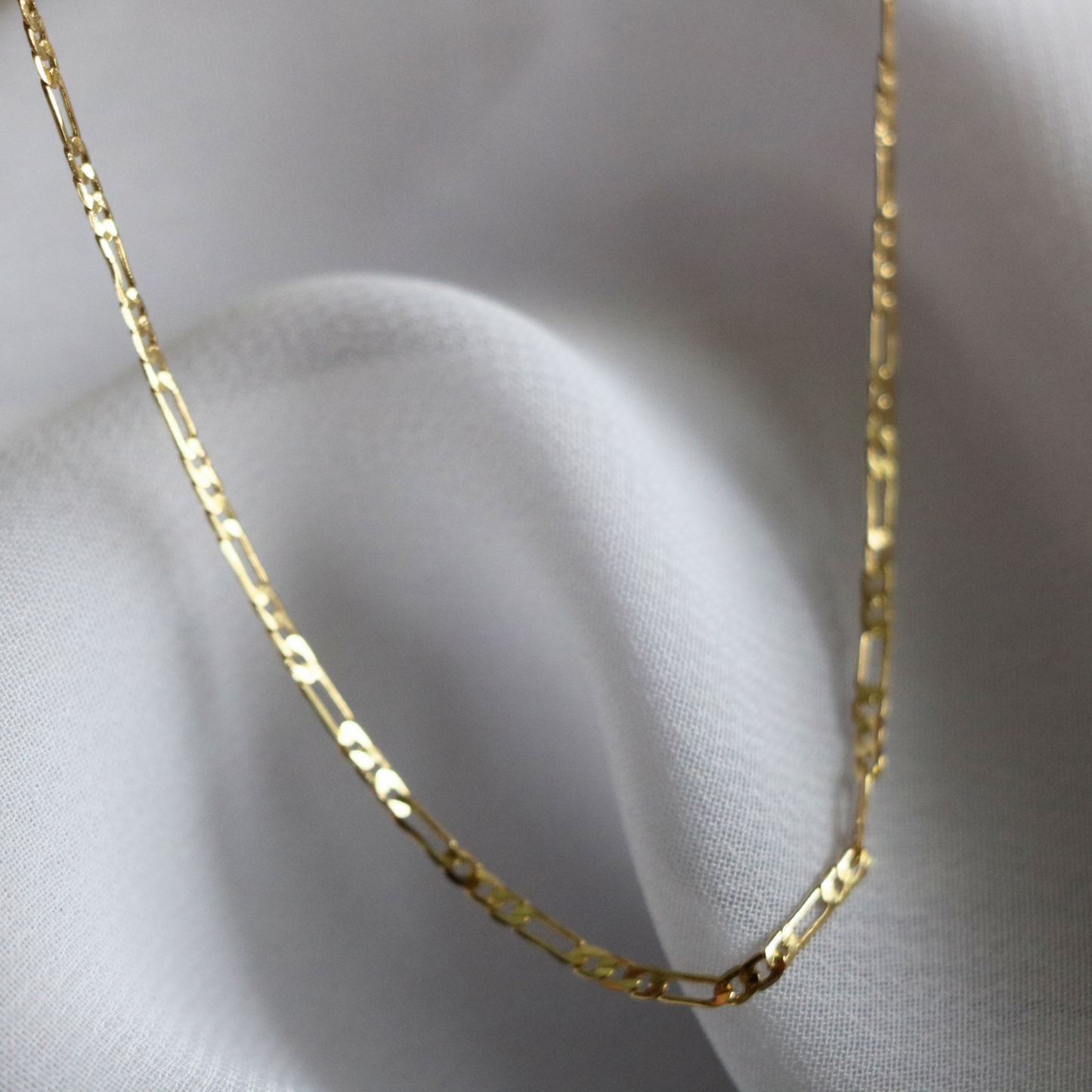 Everyday Dainty Figaro Chain